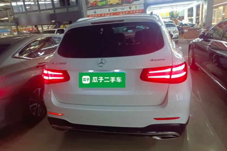 Used Mercedes-Benz GLC 2018 Facelift GLC 260 4MATIC Luxury Edition
