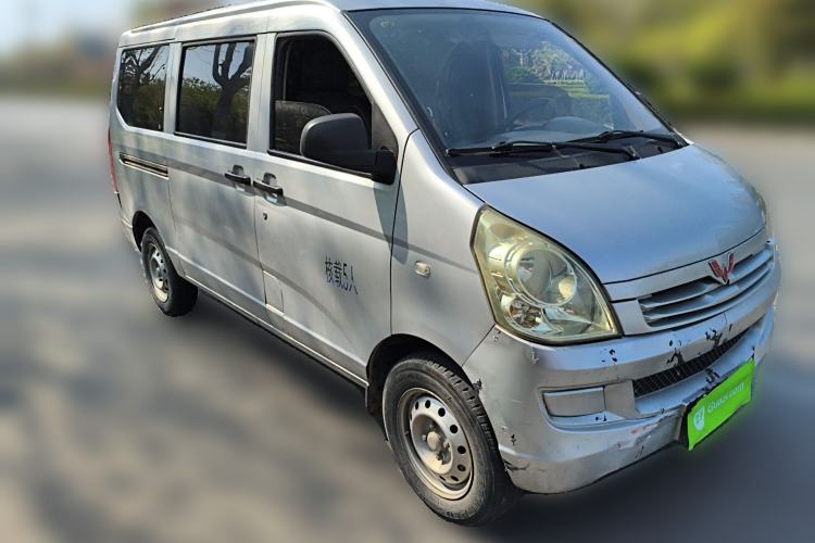 Used Wuling Rongguang 2020 1.2L S Base Model China VI Front Right 45 Deg