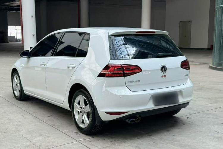 Used Volkswagen Golf 2017 230TSI Automatic Comfort Edition – Celebrating Milestone of One Million Units