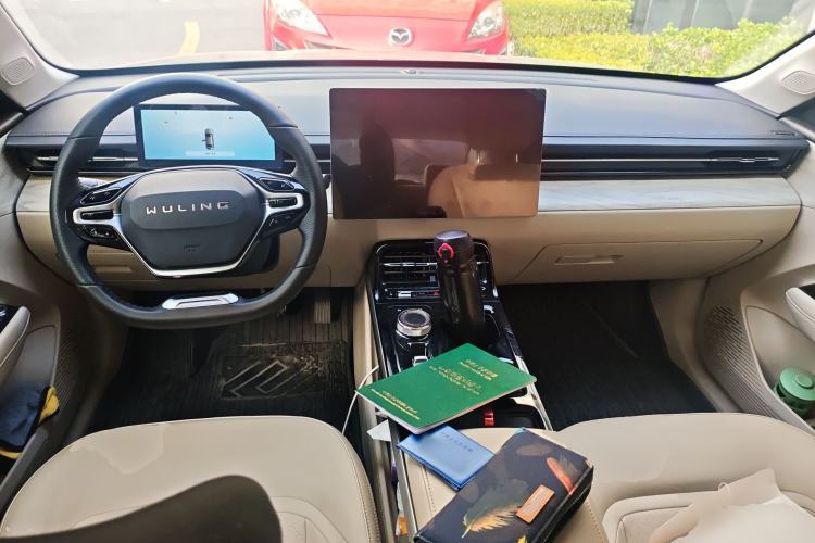Used Wuling Xingguang 2023 150 Advanced Edition Center Console