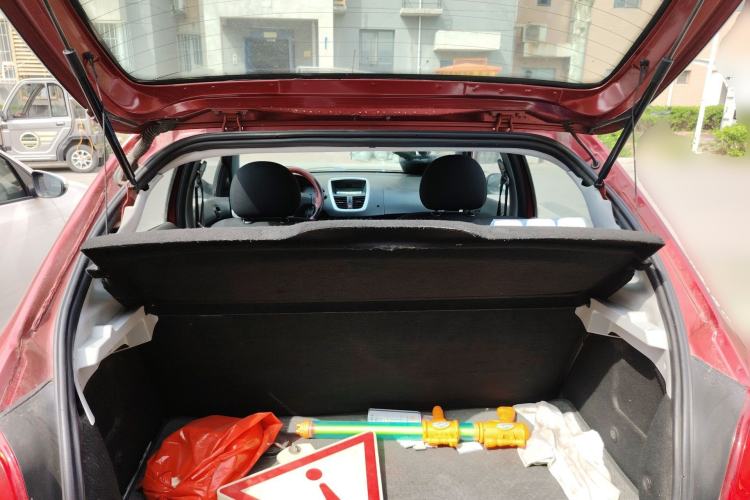 Used Peugeot 207 2011 Hatchback 1.4L Manual Yule Edition Trunk