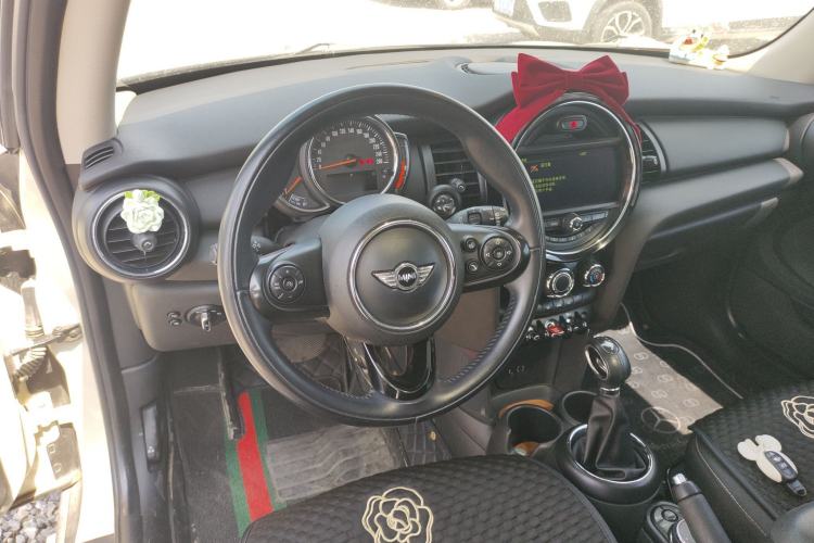 Used MINI 2016 1.2T ONE Pioneer Edition Steering Wheel