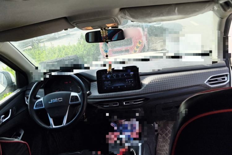 Used JMC Baodian 2023 2.5T Diesel Two-Wheel Drive Comfort Edition Flat-Base Cargo Bed Long Wheelbase JX4D25A6L