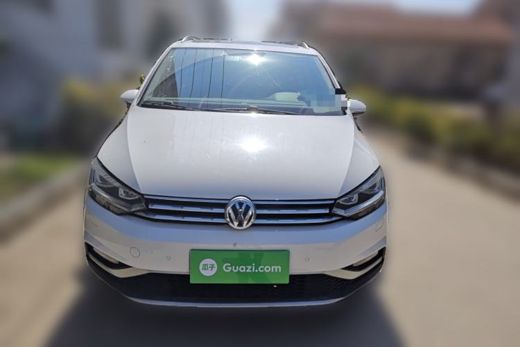 Used Volkswagen Touran 2018 Volkswagen Touran L 280TSI DSG Boundary Edition 7 Seats China VI Standard