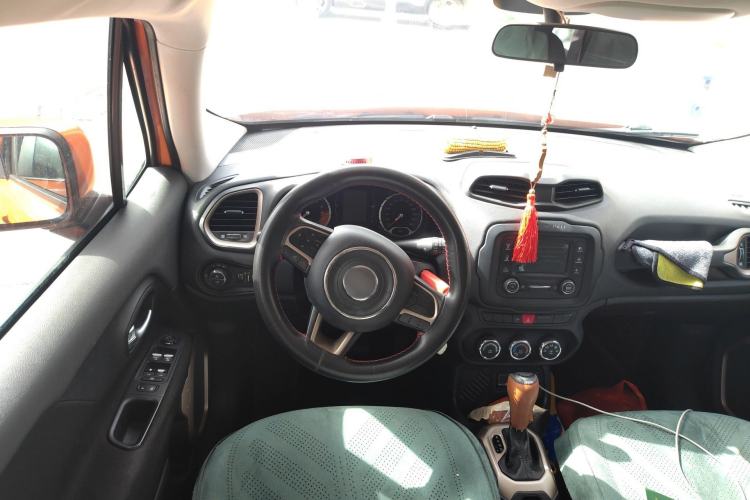 Used Jeep Renegade 2016 1.4T Automatic High-Energy Version
