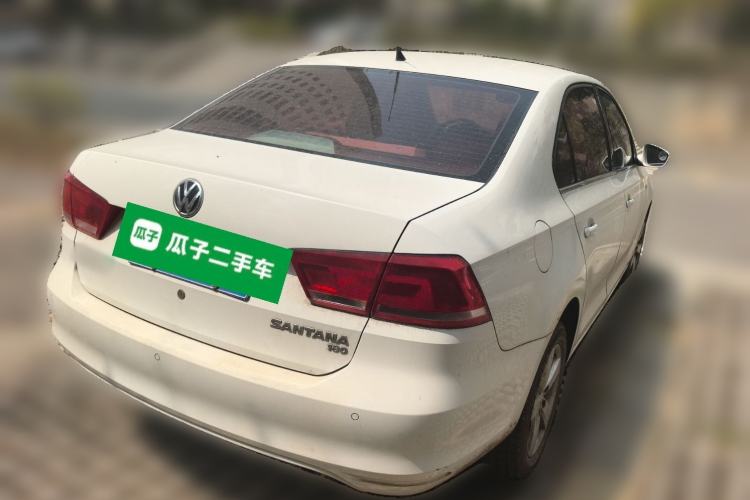 Used Volkswagen Santana 2015 1.6L Manual Comfort Edition
