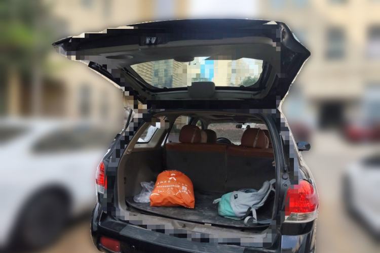 Used Huatai Santa Fe Classic 2012 2.0T Diesel Manual Two-Wheel Drive Hurricane Version
