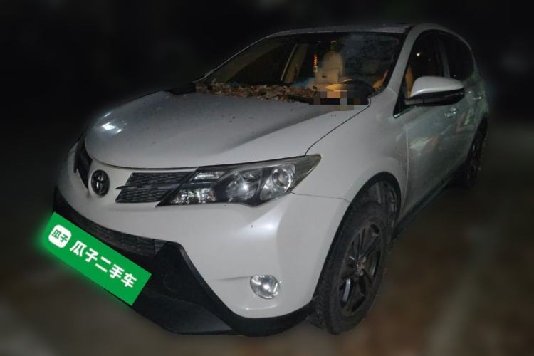 Used Toyota RAV4 2015 2.0L CVT Two-Wheel Drive Fashion Edition