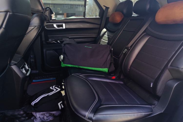 Used Ford Explorer 2023 EcoBoost 285 Four-Wheel Drive Stylish Plus Version 7 Seats
