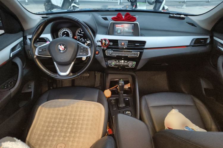 Used BMW X1 2018 sDrive20Li Leading Model Center Console