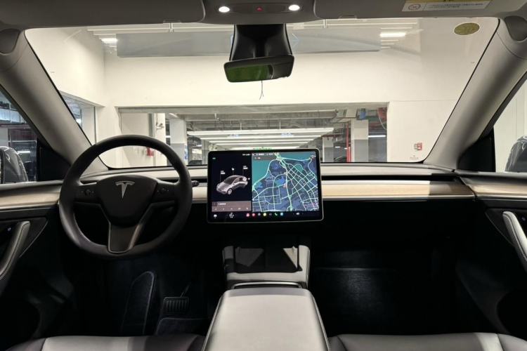 Used Tesla Model Y 2021 Standard Range Rear-Wheel Drive Version