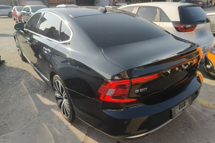 Used Volvo S90 2023 B5 Zhiyuan Luxury Edition