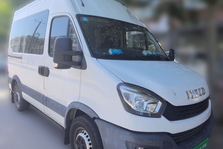 Used Iveco Eurocargo 2020 2.3T Manual Super-Rui Short Wheelbase High Roof High-Performance F1A
