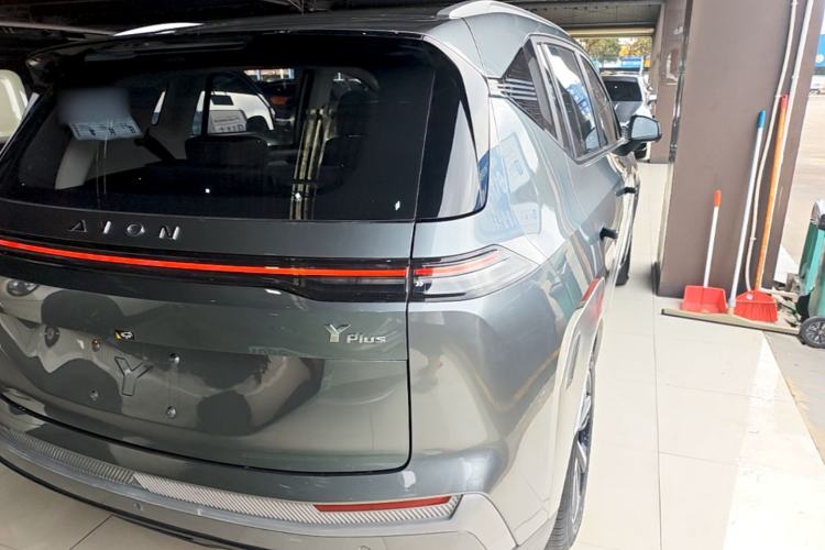 Used AION Y 2023 Plus 510 Smart Edition