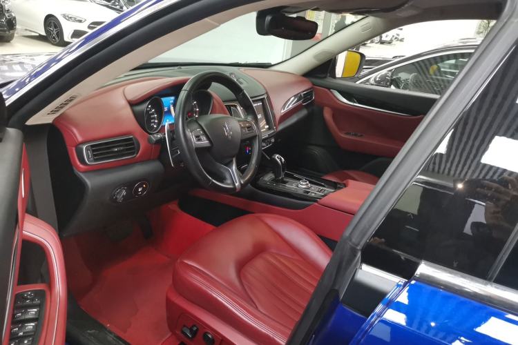 Used Maserati Levante 2016 3.0T Standard Edition Driver Seat