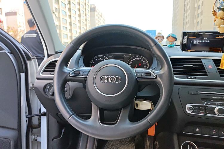 Used Audi Q3 2017 30 TFSI Fashion Model