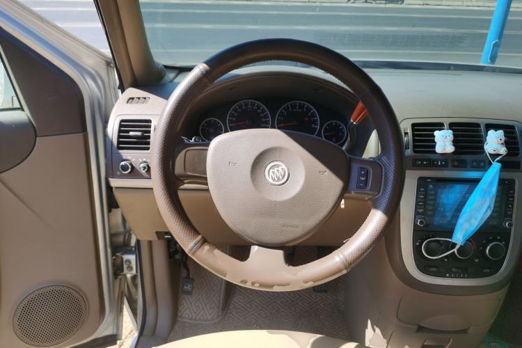 Used Buick GL8 2014 2.4L Classic Edition
