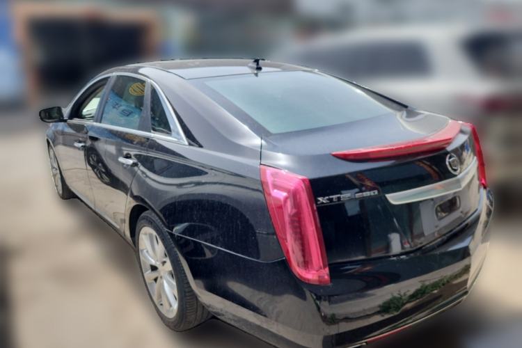 Used Cadillac XTS 2013 28T Luxury Model