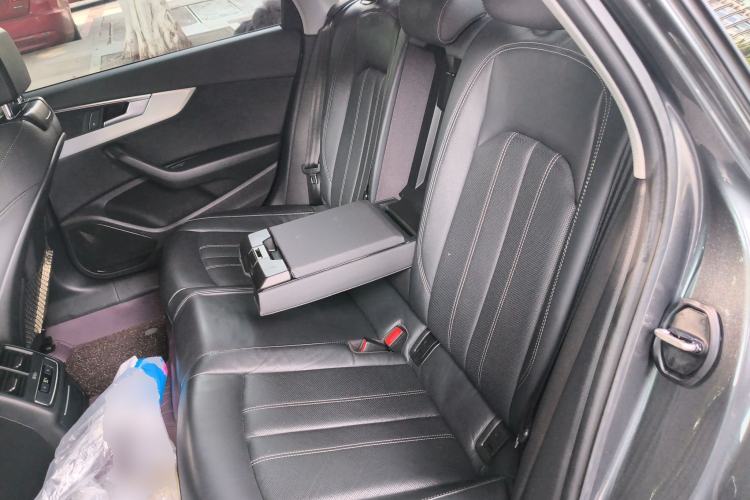 Used Audi A4L 2020 40 TFSI Luxury Dynamic Model