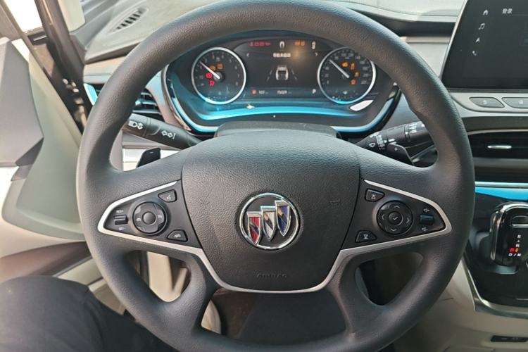 Used Buick GL8 2023 Land Executive Class Smart Enjoyment Model
