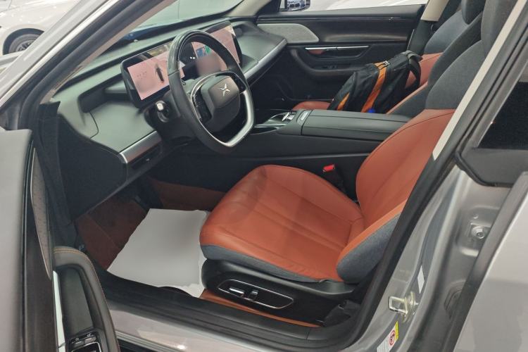 Used XPeng P7 2022 480 Standard Range Smart Drive Edition Left Front Seat
