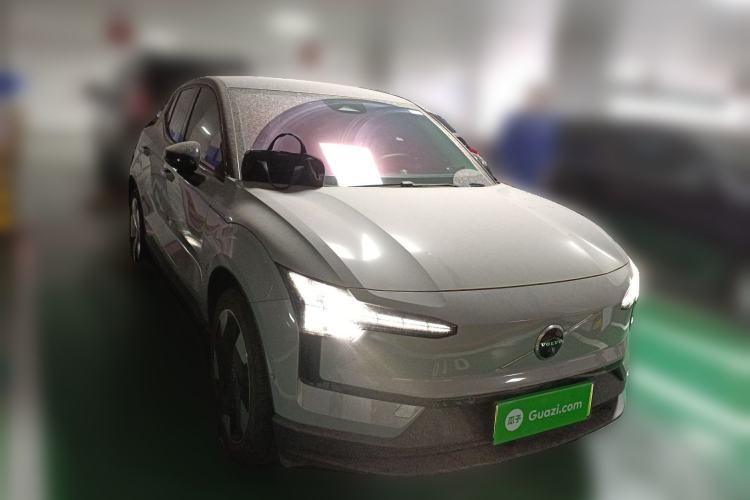 Used Volvo EX30 2025 Rear-Drive Long-Range Version Ultra
