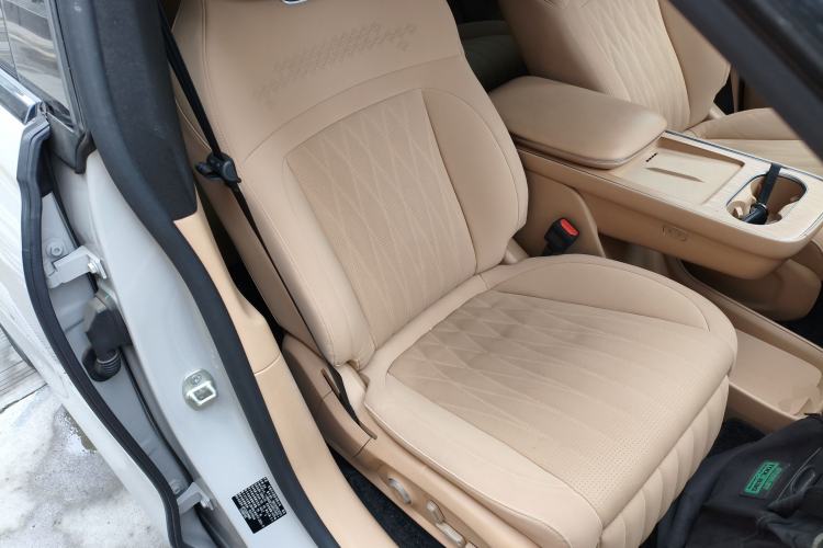 Used EXEED Star Era ET 2024 Extended-Range 240 Ultra All-Wheel Drive Right Front Seat