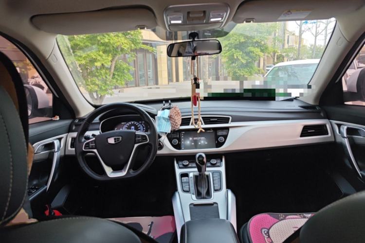 Used Geely Auto Emgrand X7 Sport 2018 1.8TD Automatic Two-Wheel Drive Smart Connect 4G Internet Edition
