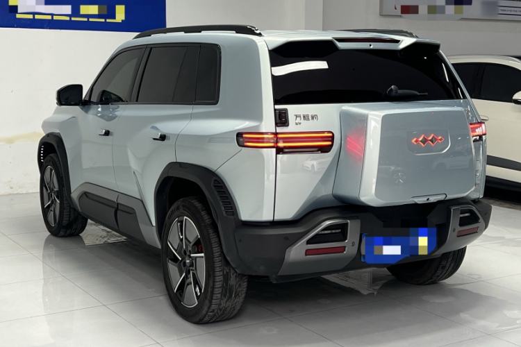 Used Formula Leopard Titanium 3 2025 501KM All-Wheel Drive Intelligent Driving Ultra Version
