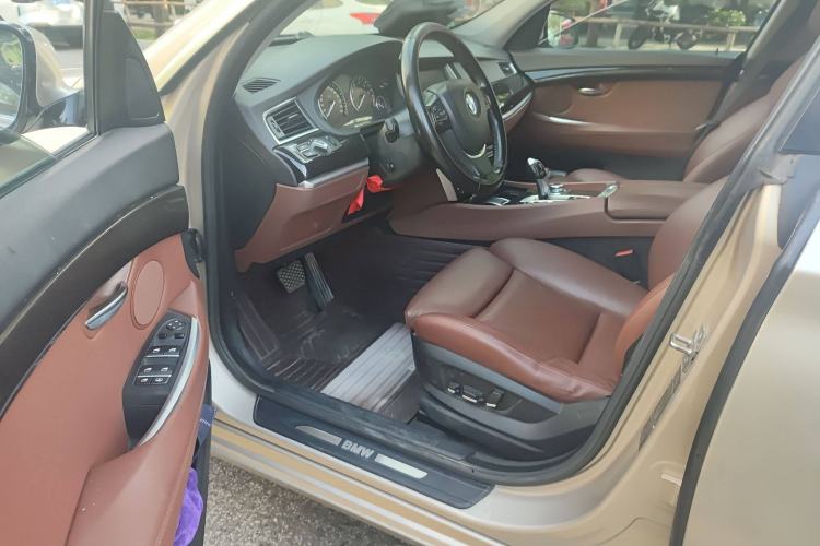 Used BMW 5 Series GT 2013 535i Leading Model