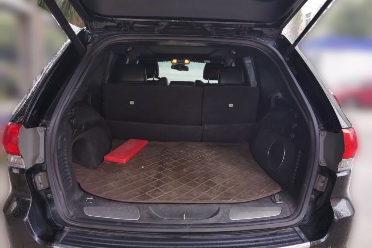 Used Jeep Grand Cherokee 2015 3.0L Comfort Navigation Edition