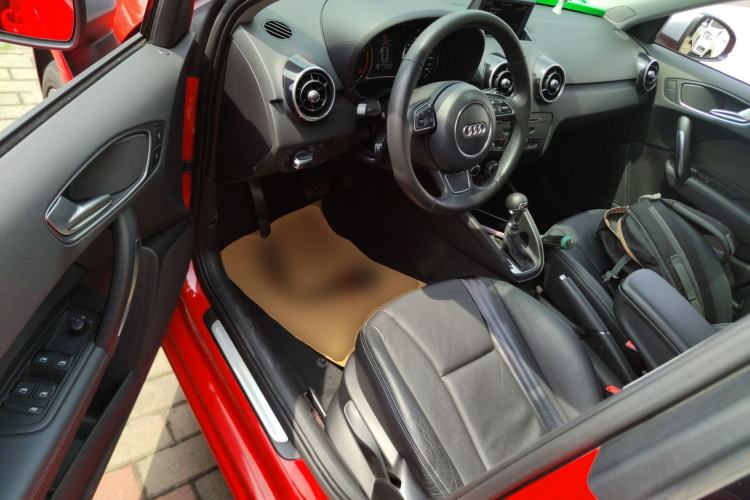 Used Audi A1 2014 30 TFSI Sportback Comfort Model
