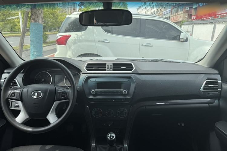 Used Great Wall Wingle 5 2017 2.0T European Version Diesel Two-Wheel Drive Advanced Large Double-Cab GW4D20E