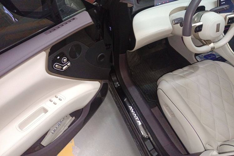 Used Avatr 11 2024 730 Luxury Edition with Three Lasers and Rear-Wheel Drive
