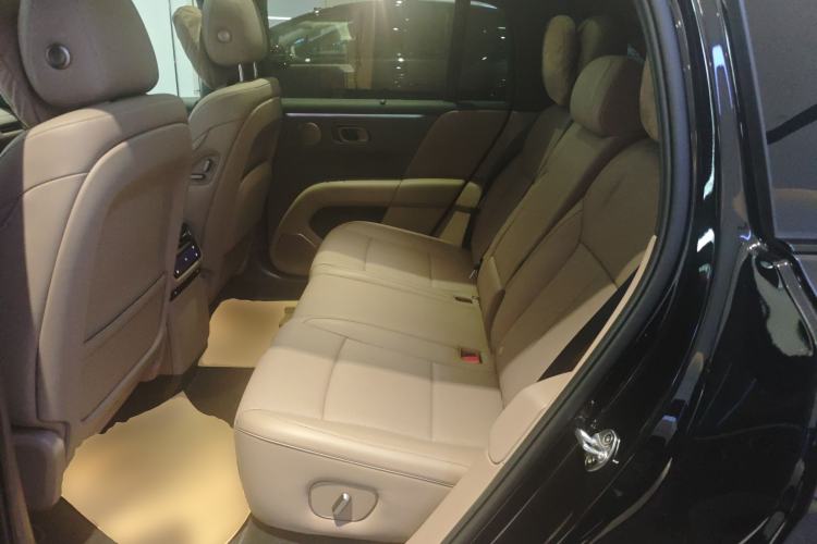 Used Li Auto Li Auto i6 2025 Model Two-Wheel-Drive Standard Type