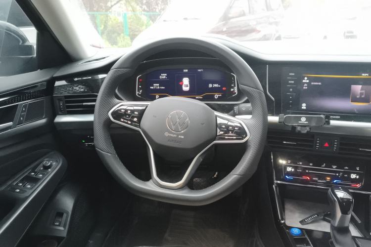 Used Volkswagen Passat 2024 330TSI Starry Elite Edition Steering Wheel