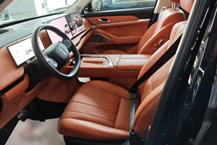 Used Wey Lanshan 2025 Four-Wheel Drive Max
