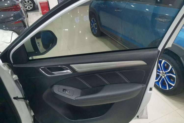 Used Roewe RX5 New Energy 2019 eRX5 50T Internet-Enhanced Flagship Edition Right Front Door Interior