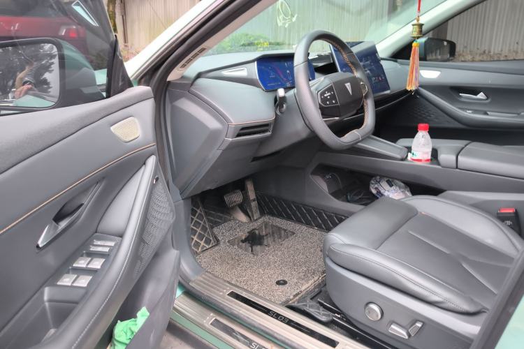 Used Deepal SL03 2022 1.5L 1200 Extended-Range Version Driver Seat