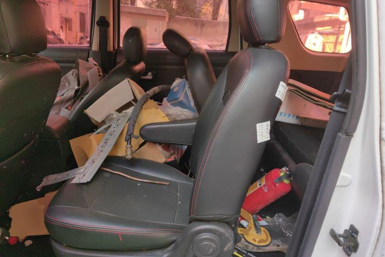 Used Dongfeng Fengon 370 2016 1.5L Manual Standard Model II 7 Seats
