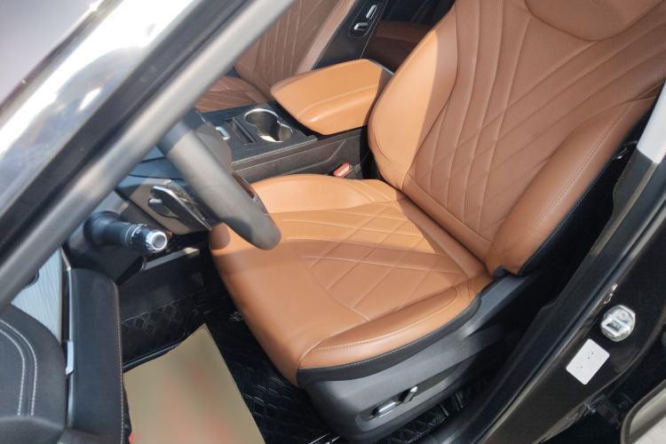 Used Chery Tiggo 8 PLUS 2022 290TGDI DCT Luxury Edition