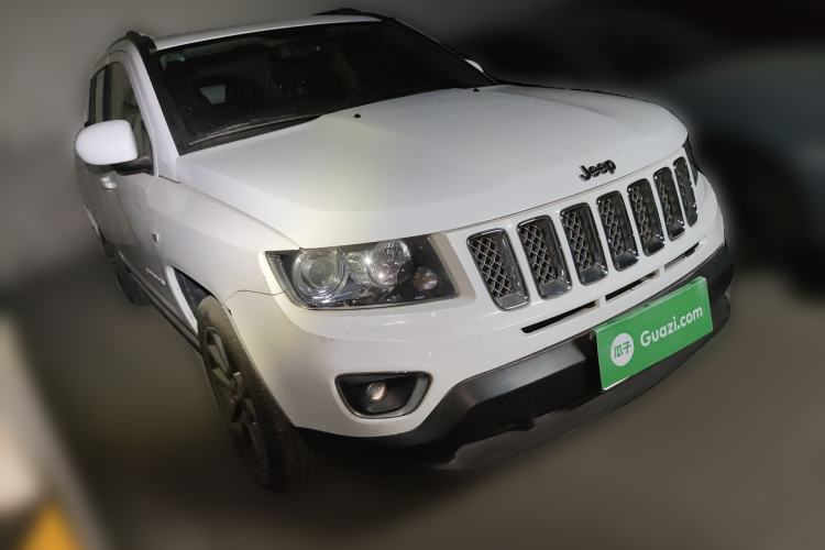 Used Jeep Compass 2014 2.0L two-wheel drive luxury version
