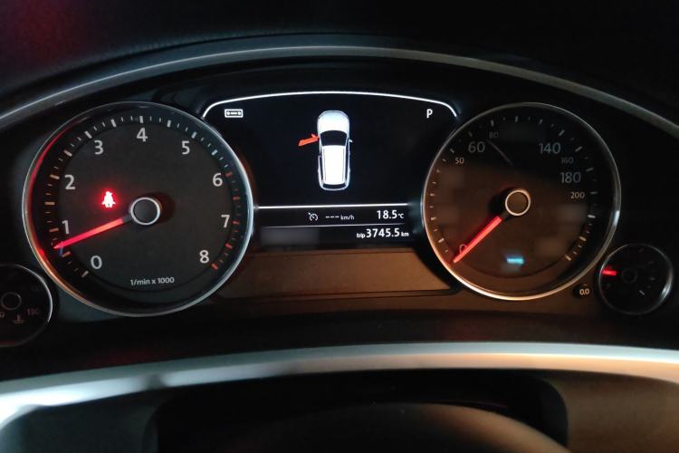 Used Volkswagen Touareg 2011 3.0 TSI Standard Version
