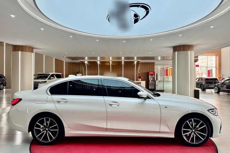 Used BMW 3 Series 2021 Second Facelift 325Li M Sport Package