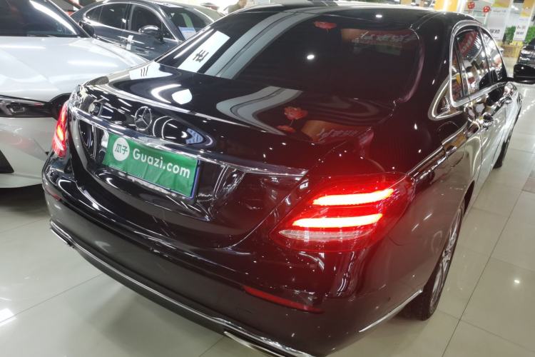Used Mercedes-Benz E-Class 2019 E 260 L
