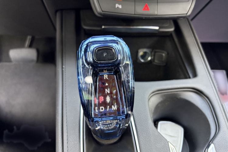 Used Cadillac XT4 2022 28T Two-Wheel Drive Fashion Edition Gear Lever