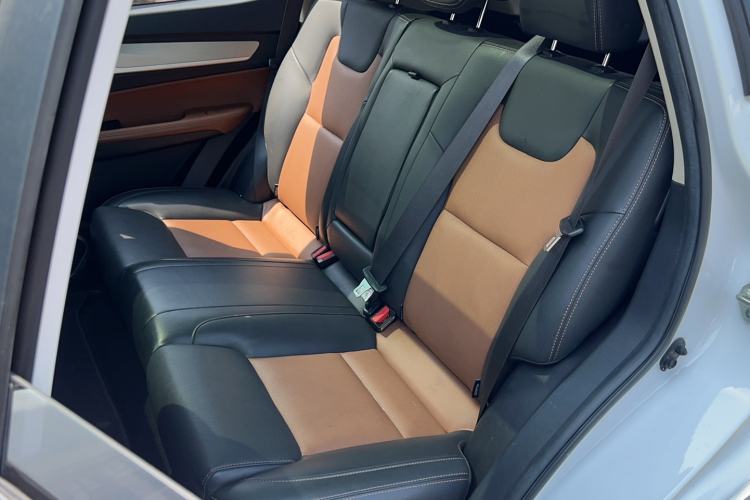 Used Geely Auto Vision X6 2018 1.4T CVT 4G Connected Flagship Edition
