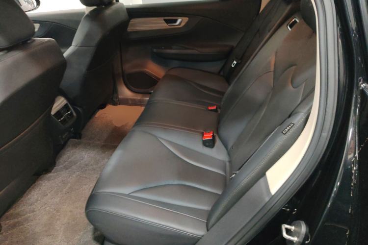 Used Hongqi E-QM5 2023 620km PLUS
