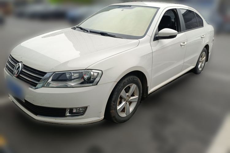 Used Volkswagen Lavida 2013 Revised Classic 1.6L Manual Fashion Edition