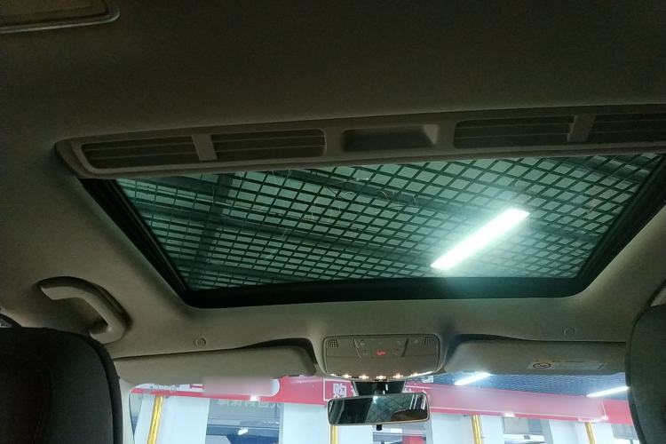 Used Mercedes-Benz E-Class 2018 Facelift E 200 L Sport 4MATIC
